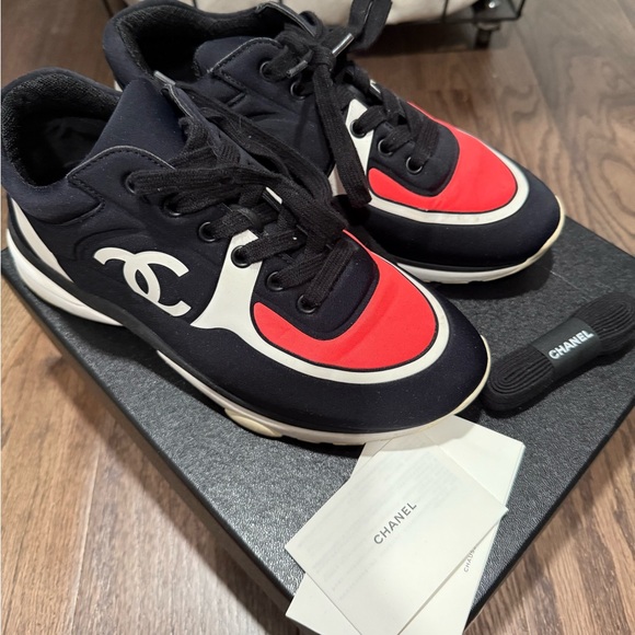 Authentic Chanel sneakers size 37 - Picture 1 of 11